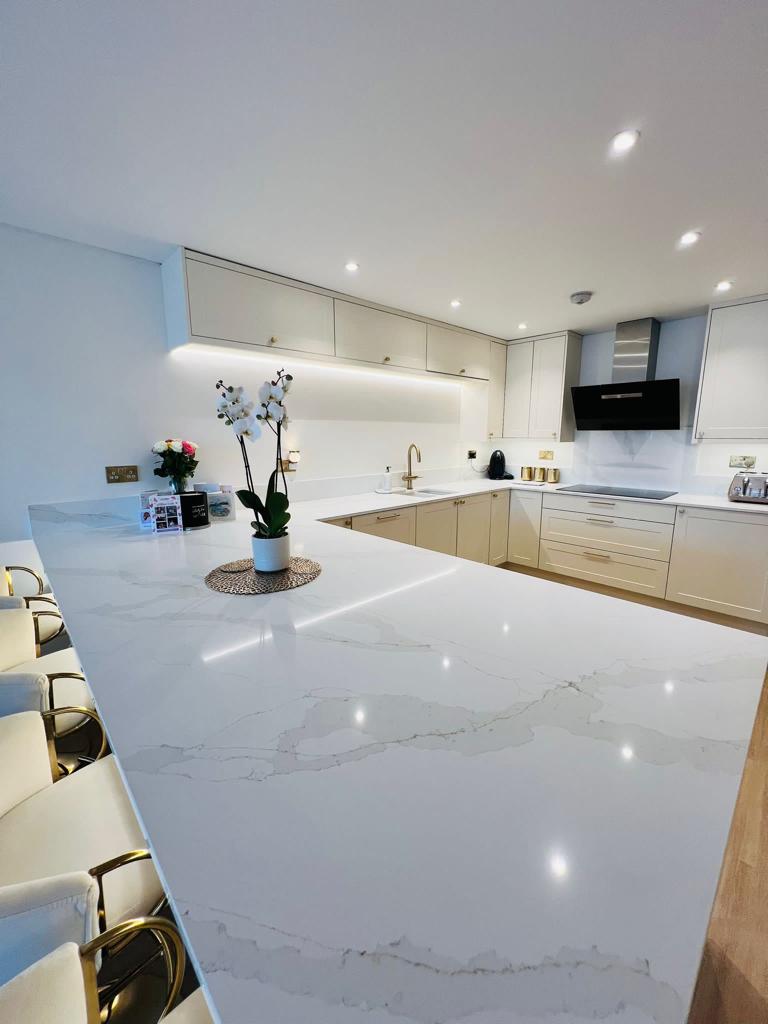 Picture of Elegant Penthouse Kitchen - Armada Kitchens & Bathrooms